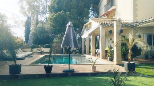Piera Villa | Les Canyes Cottage, Private Villa Resort
