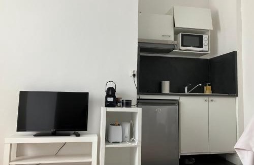 Rive Droite Apartment | Les Capucins.Appartement élégant,Vue sur le jardin