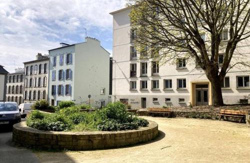 Rive Droite Apartment | Les Capucins.Appartement élégant,Vue sur le jardin