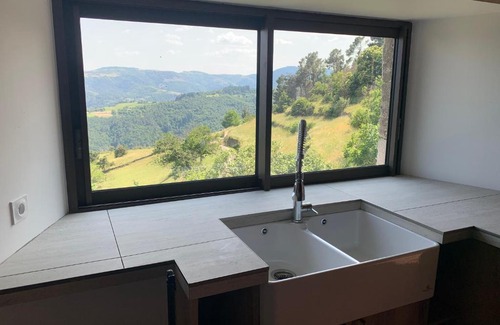 Saint-Sauveur-de-Montagut Bed & Breakfast | Les chambres de la Bastide
