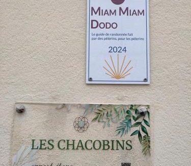 La Reole House | "Les Chacobins" - appart'étape avec Garage Vélos