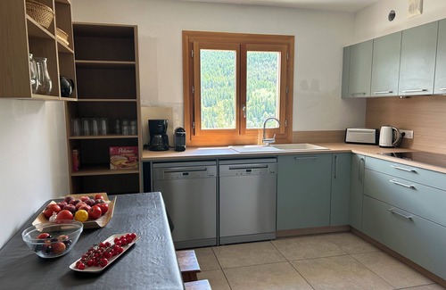 La Salle-les-Alpes Ski Chalet | Les Chenapans, happiness in a big chalet!