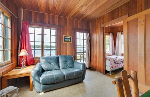 Cedarville House | Les Cheneaux Islands Retreat 2 Boat, Fish and Swim