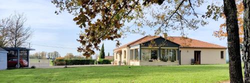 Milhac-d'Auberoche Bed & Breakfast | Les Chevêches