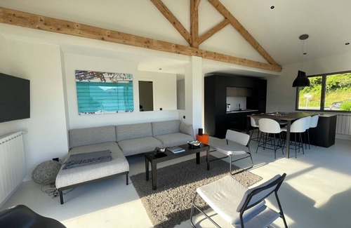 Angon House | Les Clapotis: Lake Annecy waterfront house