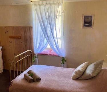 Fougax-et-Barrineuf Bed & Breakfast | Les Contes