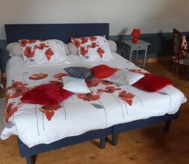 Saint-Urbaine Bed & Breakfast | Les Coquelicots