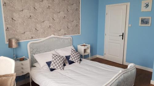 Aujac Bed & Breakfast | Les Cygnes Noirs