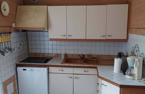 Ville-en-Selve Cottage | Les Dames de France.