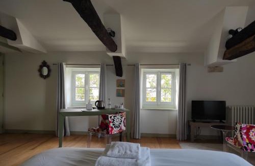 Azay-le-Brule Hotel | Les Demeures de Valette