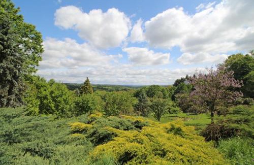 Saint-Denis-des-Murs Bed & Breakfast | Les deux chenes