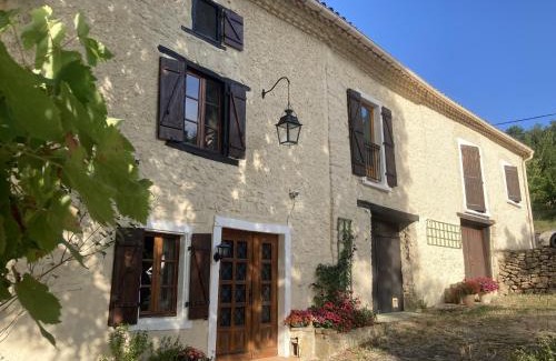 Saint-Jean-de-Paracol Bed & Breakfast | Les Deux Chevaux Chambres d’Hôtes