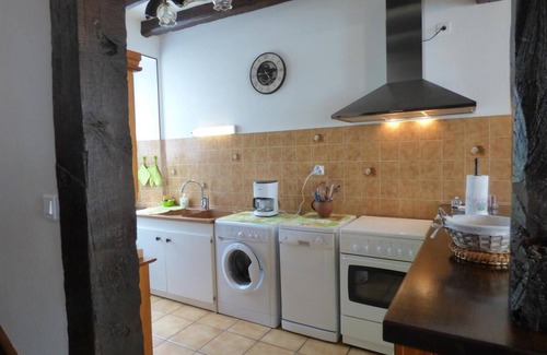 Prudhomat House | LES ESCOUANNES - PRUDHOMAT