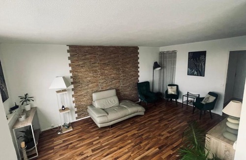 Bron Apartment | LES ESSARTS T2