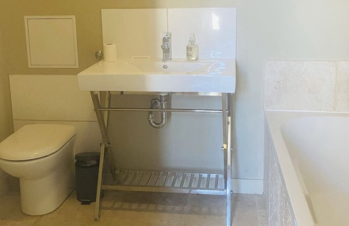 Reaux House | Les Etables - Sleeps 6 (3 Bedroom) - Stylish Cottage With Heated Pool