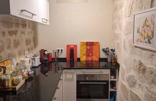 Arts-et-Metiers Apartment | Les Frères Montgolfier - Le Marais - 80m²
