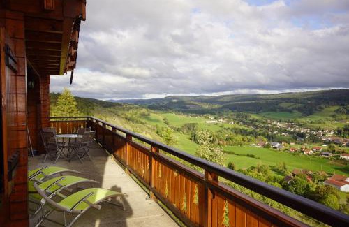 Foncine-le-Haut Bed & Breakfast | Les Genévriers