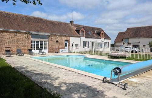Epuisay House | Les Hiboux