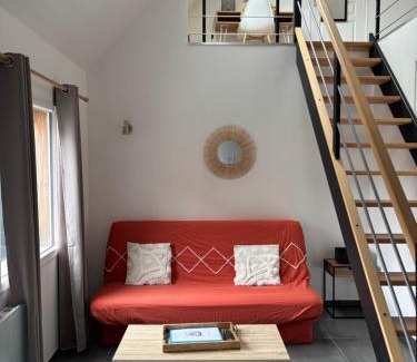 Ceaux House | Les Hulottes - Sur la route du Mont-St-Michel