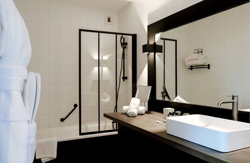 Saint-Martin-aux-Chartrains Hotel | Les Jardins de Deauville