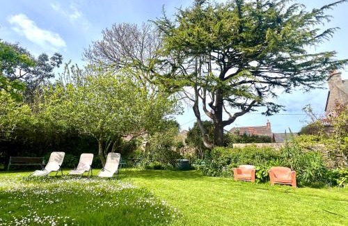 Fermanville Bed & Breakfast | Les jardins du Tôt