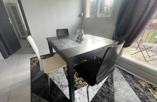Luxeuil-les-Bains Apartment | Les Jonchères