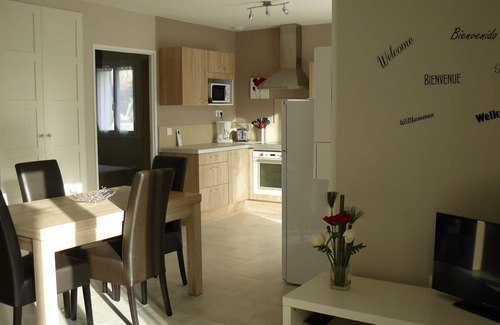 Entrechaux Cottage | LES LAUZES DE ST MICHEL- LES COQUELICOTS