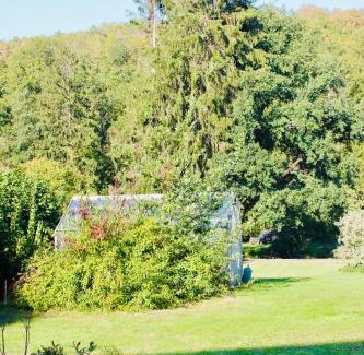 Tombeek House | Les Lilas