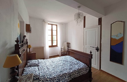 Sonnac-sur-l'Hers Bed & Breakfast | Les lits de Montbel B&B