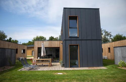 Lannion House | Les Lodges de Beg Leguer - côte de granit rose