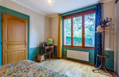 Oullins House | Les Magnolias