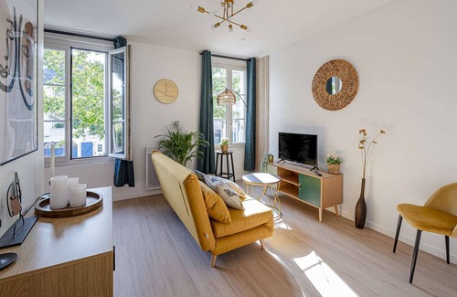 Chatellerault Apartment | Les Maisons Acajou / Superb T2 Spicy Love