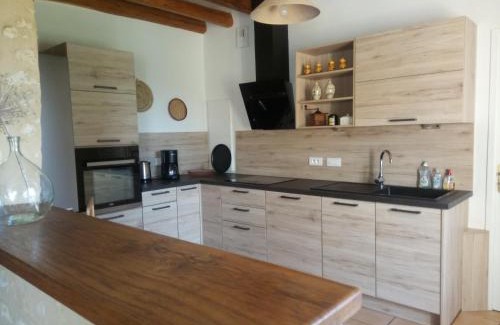 Le Pin-la-Garenne House | Les Merisiers