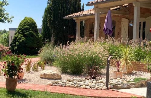 Lescure-dAlbigeois Apartment | Les Milahinas