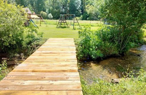 Lachapelle-Auzac Cottage | Les Pieds dans l'eau, Gîte Le Blagour