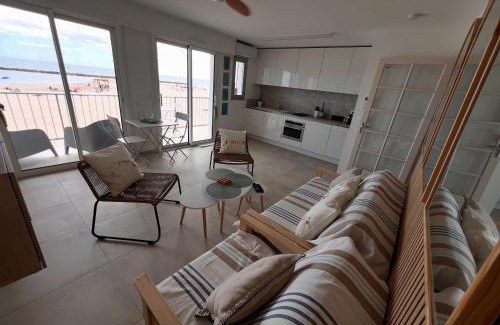 Carnon-Plage Apartment | Les pieds dans l'eau - Carnon plage