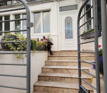 Le Perreux-sur-Marne Bed & Breakfast | Les Pingouins de la Marne 2