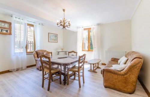 Pargues House | Les pinsons