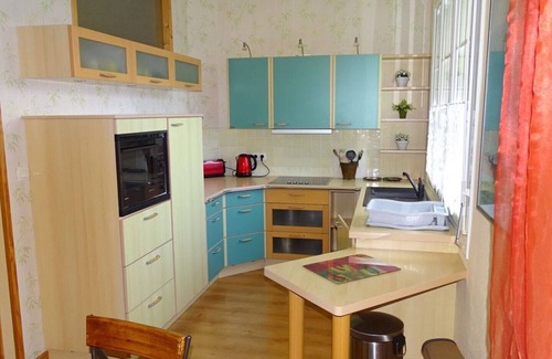 Montastruc Apartment | Les Pruniers 4* rated gites set within our own plum orchards with heated pool