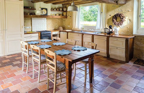 Saint-Flovier House | Les Raffoux: Countryside Escape with Pool & large garden near Loire Castles
