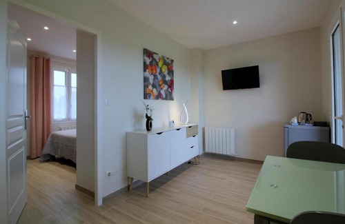 Puisseguin Bed & Breakfast | Les Raisins du Bonheur