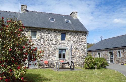 Mur-de-Bretagne House | LES REINETTES - Les Vergers de Guerlédan