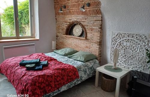 Faverolles-sur-Cher Apartment | Les roches du Donjon