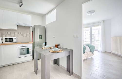 Chenevier-Demenitroux Apartment | Les Sarrazines - 2 voyageurs - Parking privé