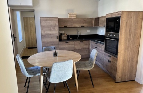 Chablis Apartment | Les Suites du Domaine Gueguen - Suite Grenouilles