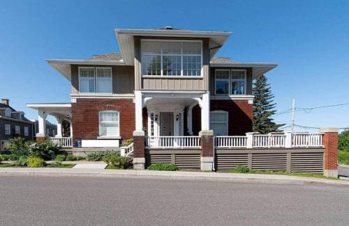 Desjardins Bed & Breakfast | Les Suites Kaishi