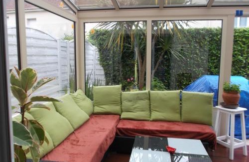 Ouistreham House | LES TROENES