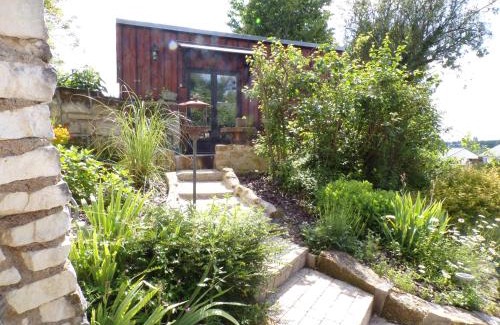 Beaulieu-les-Loches Bed & Breakfast | Les Troglos de Beaulieu