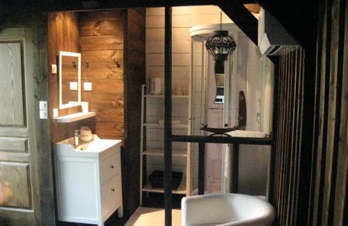 Beaulieu-les-Loches Bed & Breakfast | Les Troglos de Beaulieu