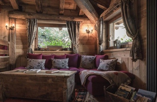Cogne Bed & Breakfast | Les Trompeurs Chez Odette